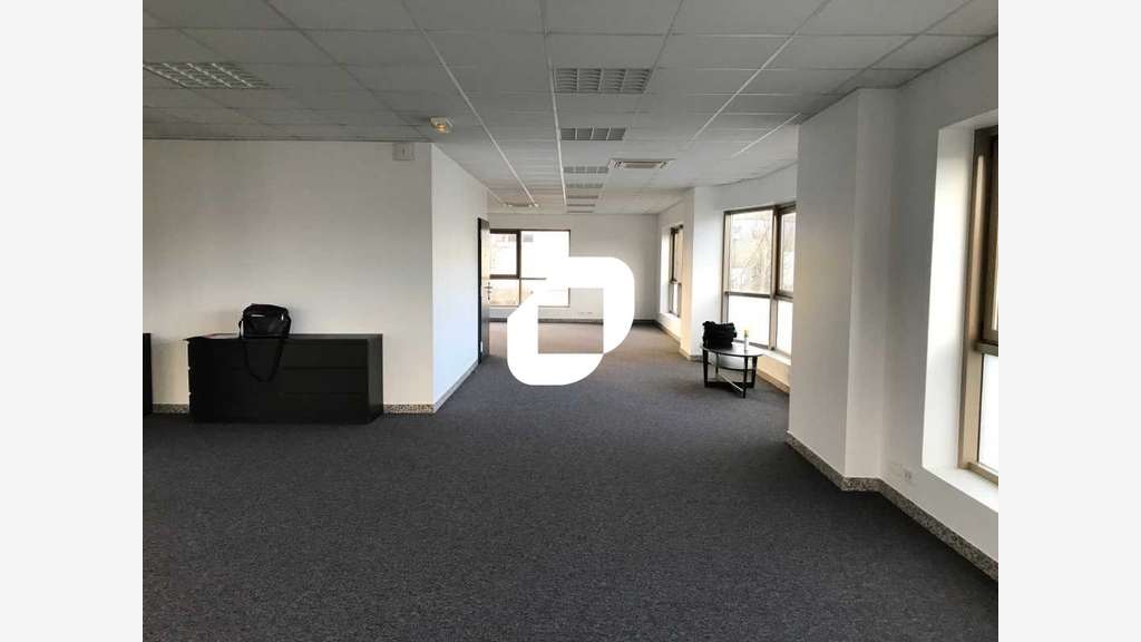 A louer Bureaux 104m² Chelles
