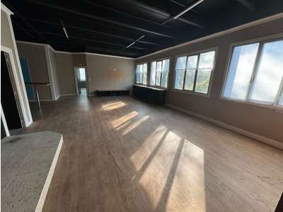 A louer bureaux 100m² à Vallauris Saint Bernard