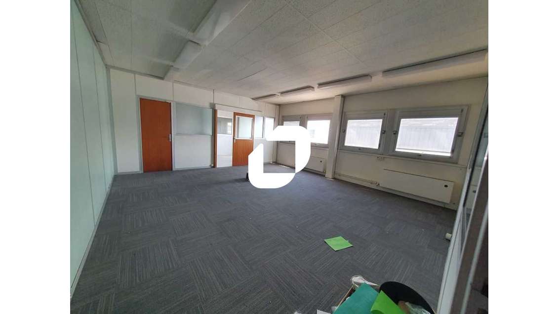 A louer Bureaux 48m² Chennevieres sur marne