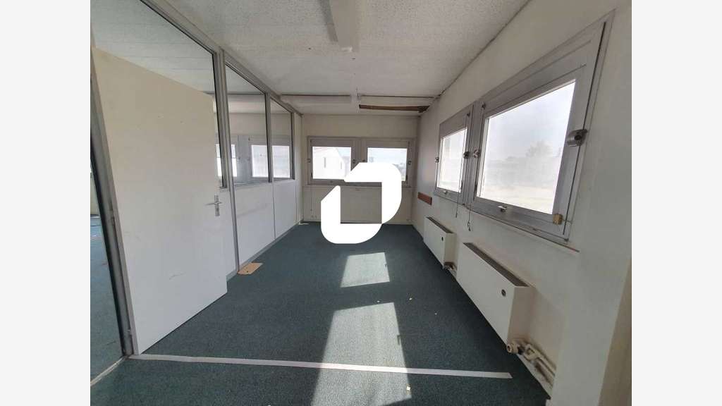A louer Bureaux 27m² Chennevieres sur marne