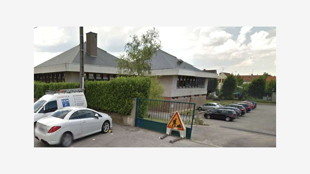 Location bureaux 4372m² à Chenôve proche Dijon 
