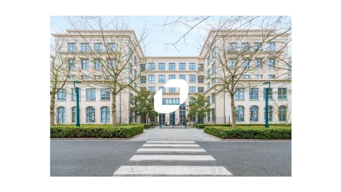 A louer Bureaux 1806m² Chessy