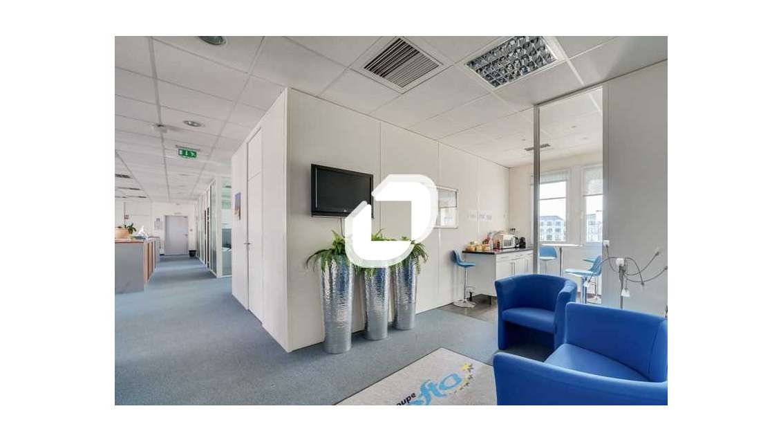 A louer Bureaux 376m² Chessy