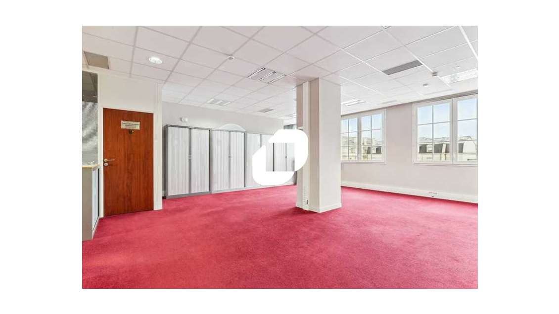 A louer Bureaux 90m² Chessy