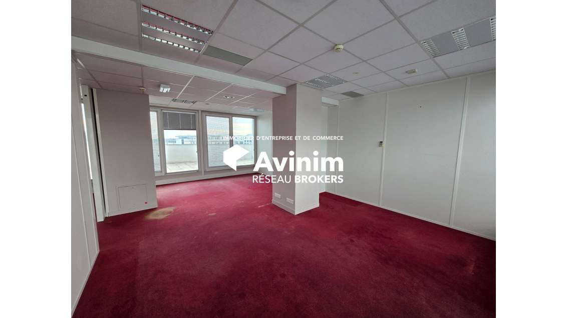 BUREAUX A LOUER DE 405 M2 AVEC UNE TERRASSE DE