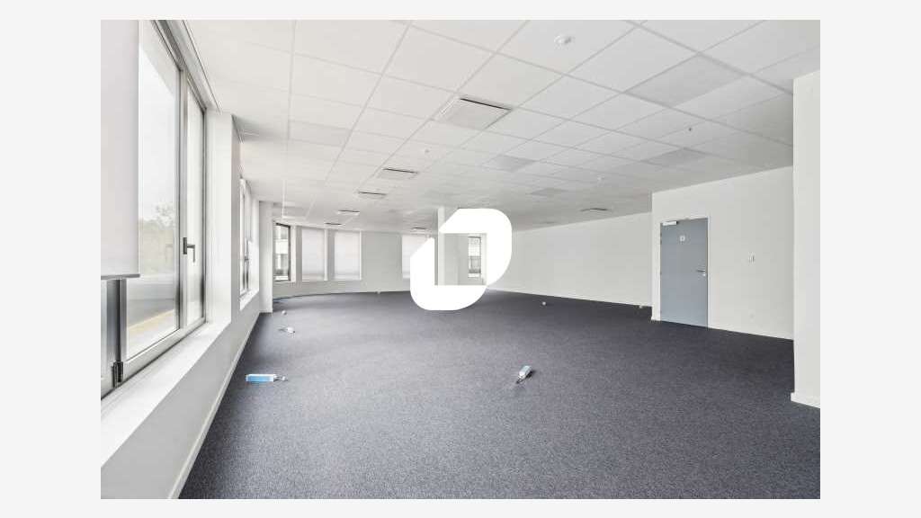 A louer Bureaux 171m² Chessy