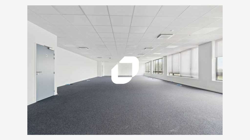 A louer Bureaux 171m² Chessy