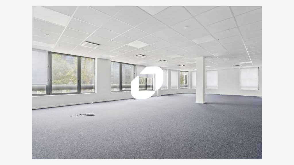 A louer Bureaux 87m² Chessy