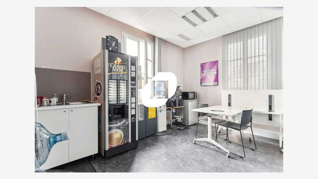 A louer Bureaux 561m² Chessy
