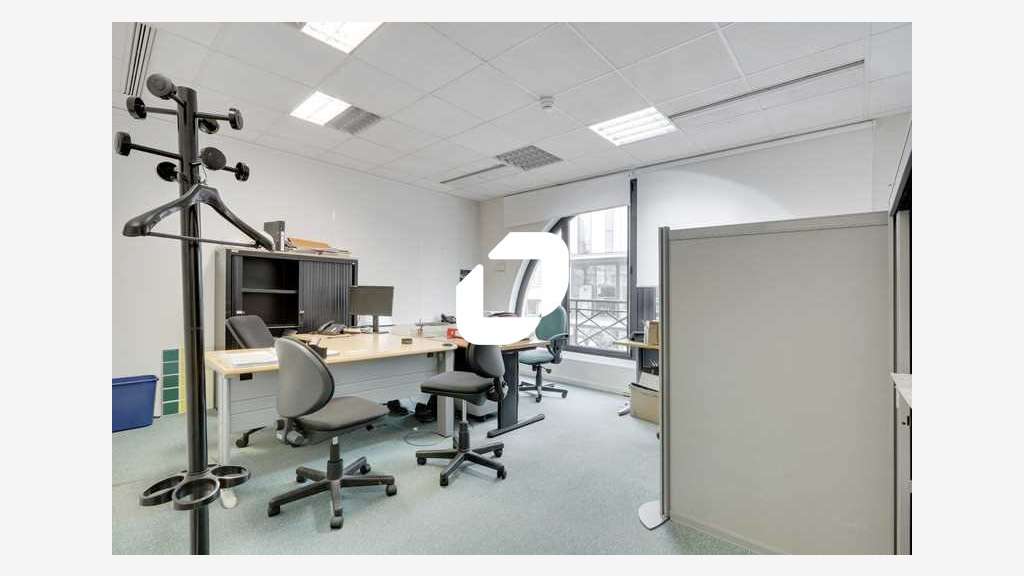 A louer Bureaux 2158m² Chessy