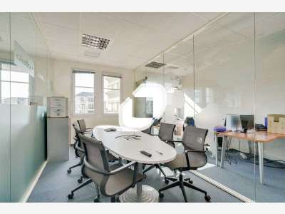 A louer Bureaux 267m² Chessy