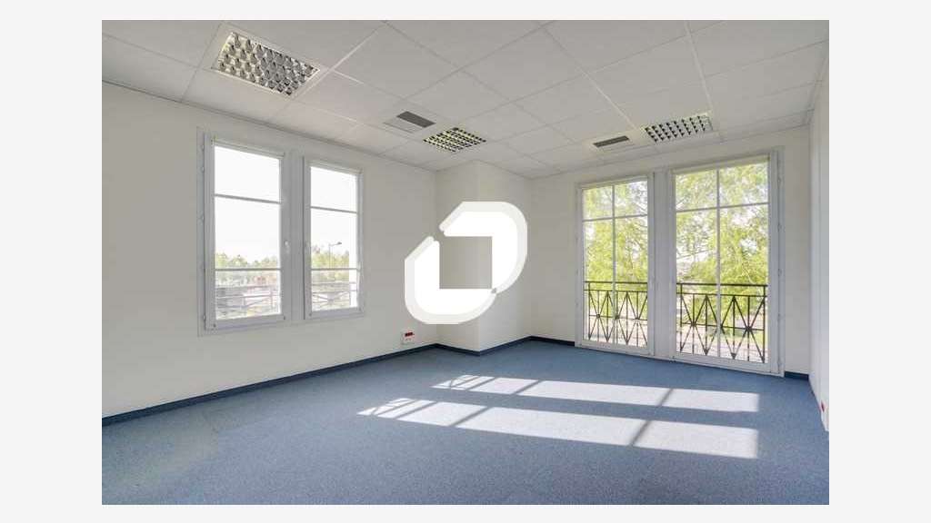 A louer Bureaux 469m² Chessy