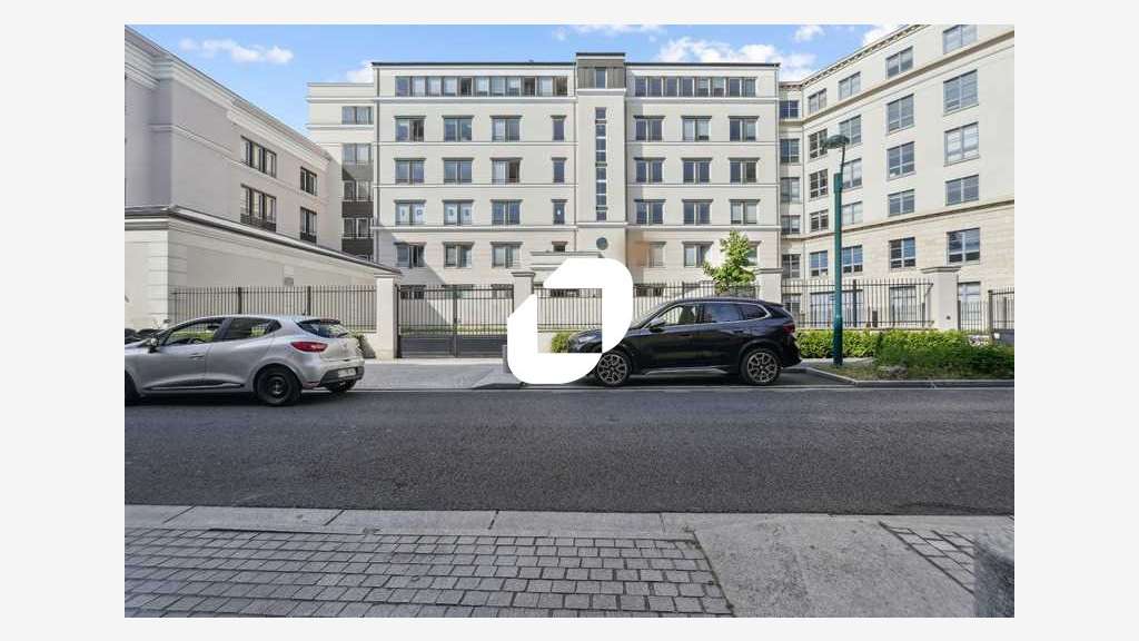 A louer Bureaux 484m² Chessy