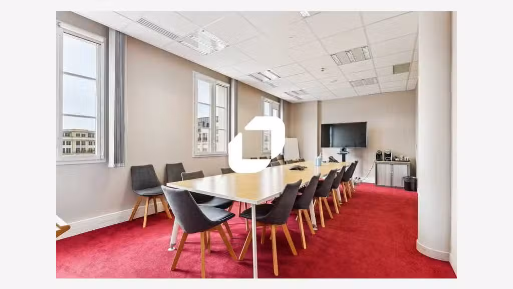 A louer Bureaux 561m² Chessy