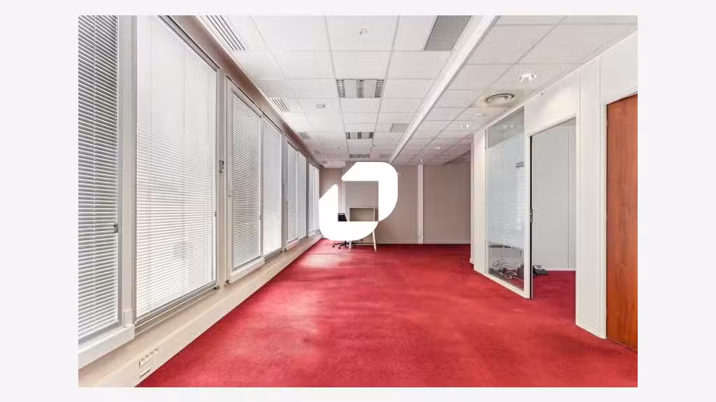 A louer Bureaux 561m² Chessy