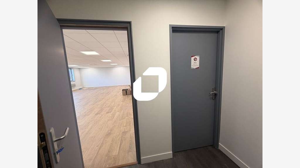 A louer Bureaux 80m² Chevilly larue
