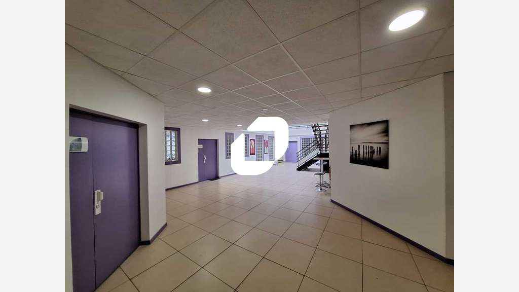 A louer Bureaux 66m² Chilly mazarin