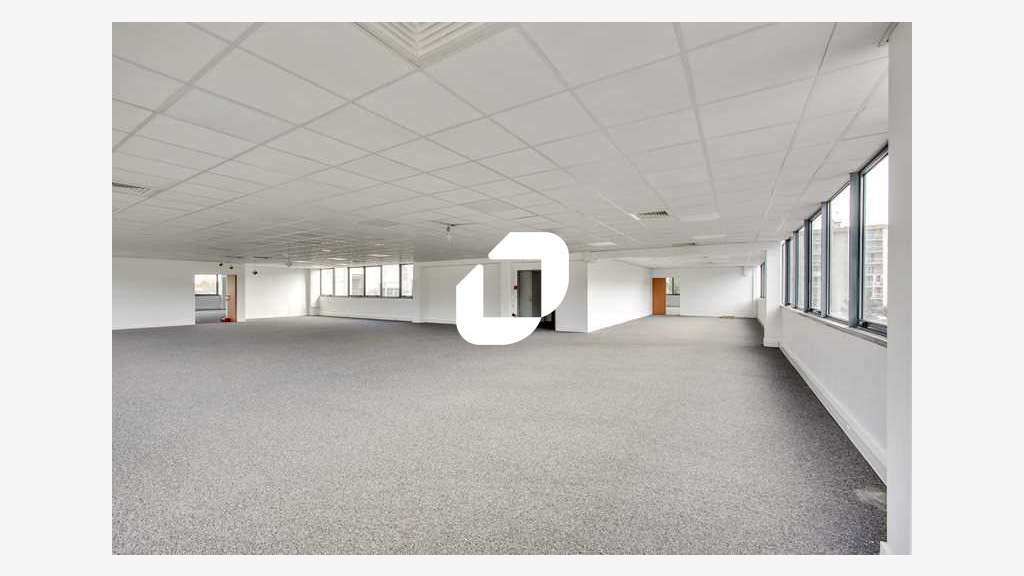 A louer Bureaux 454m² Chilly mazarin