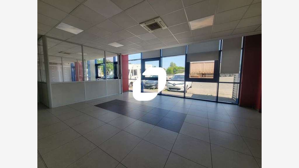 A louer Bureaux 243m² Chilly mazarin