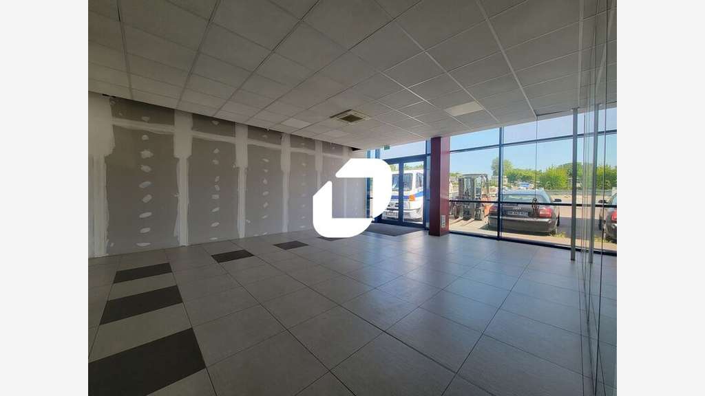 A louer Bureaux 243m² Chilly mazarin