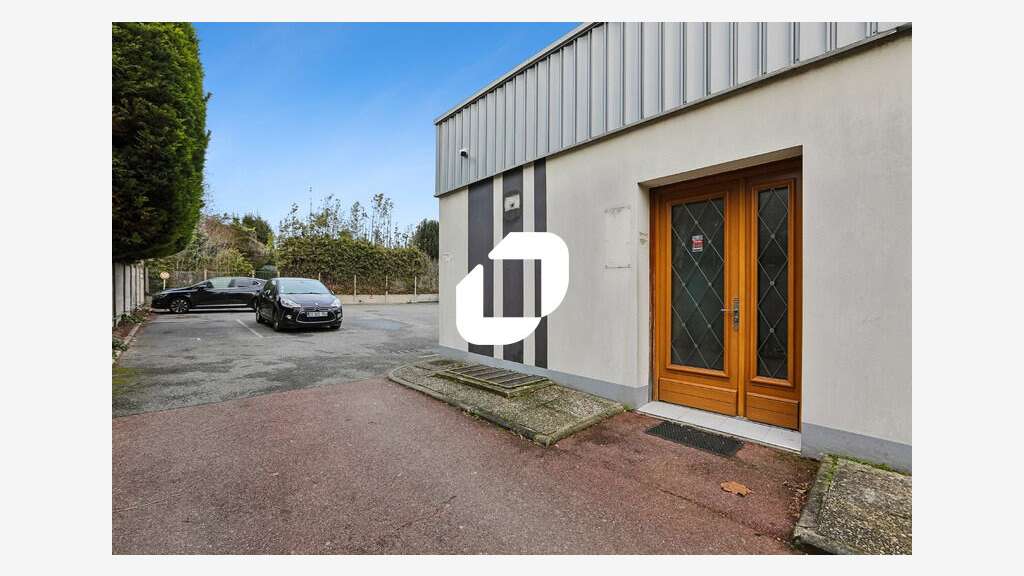 A louer Bureaux 75m² Chilly mazarin