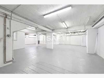 Loue espace professionnel de 82m² à Cholet Halles