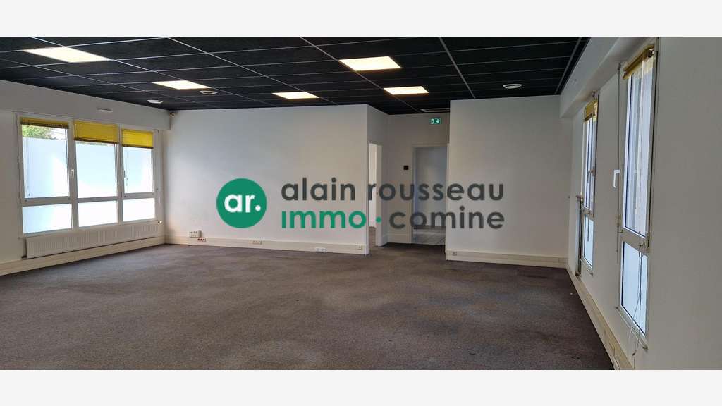 A louer bureaux 110m² Cholet bon emplacement