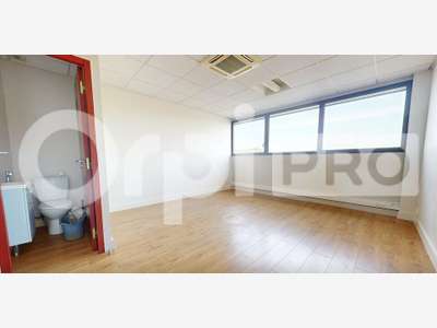 Loue bureau centre médical 17m² Civrieux Azergues