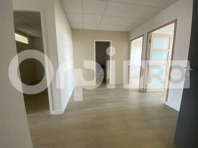 Loue bureau centre médical 17m² Civrieux Azergues