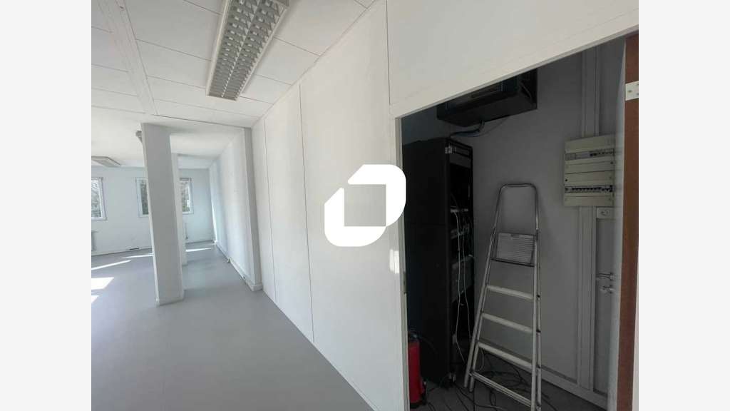 A louer Bureaux 495m² Clamart