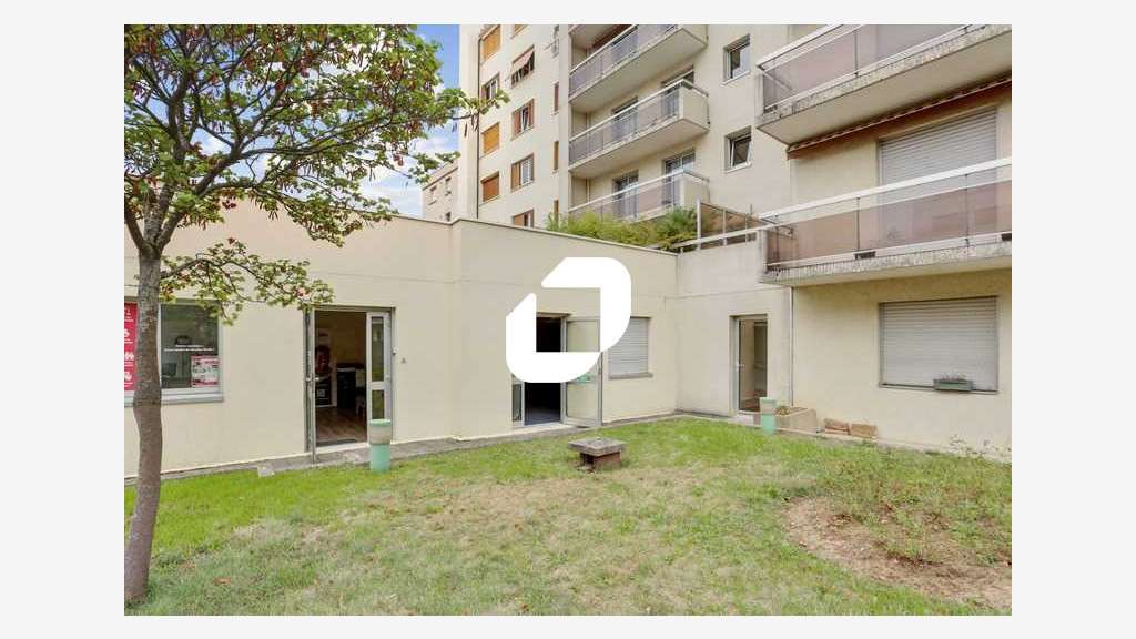 A louer Bureaux 71m² Clamart