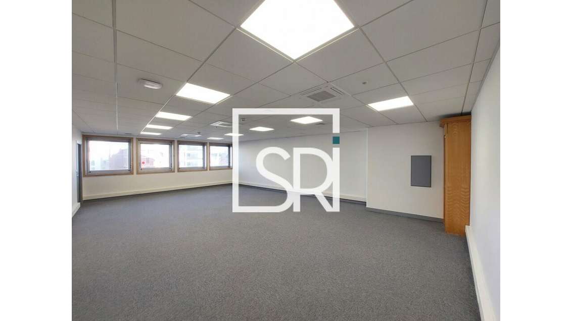 Bureaux neufs 400m² à louer à Clermont Ferrand