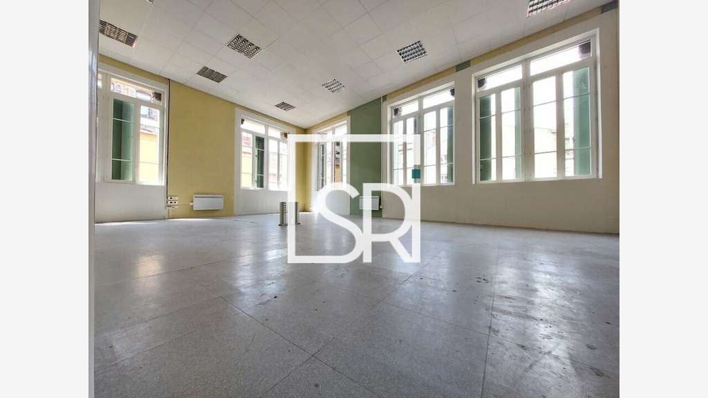 Bureaux de 420m² à louer à Clermont Ferrand centre