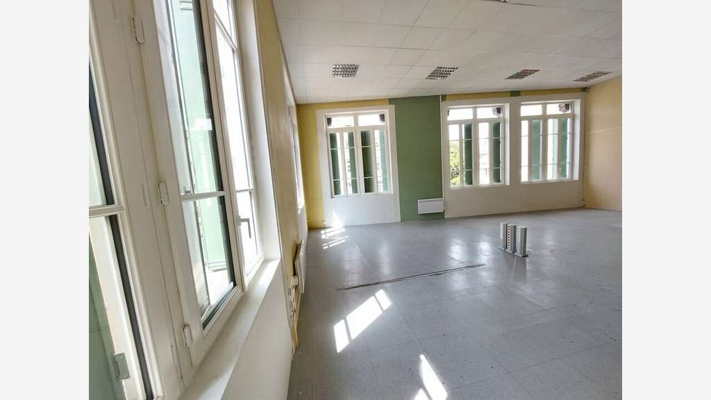 Bureaux de 420m² à louer à Clermont Ferrand centre