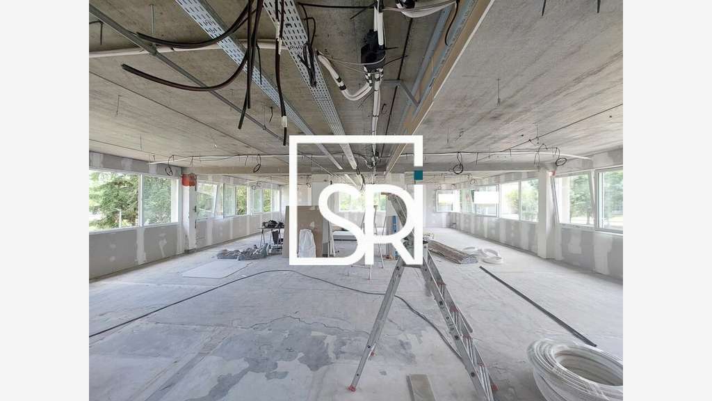 Bureaux 244m² à louer Clermont Ferrand La Pardieu