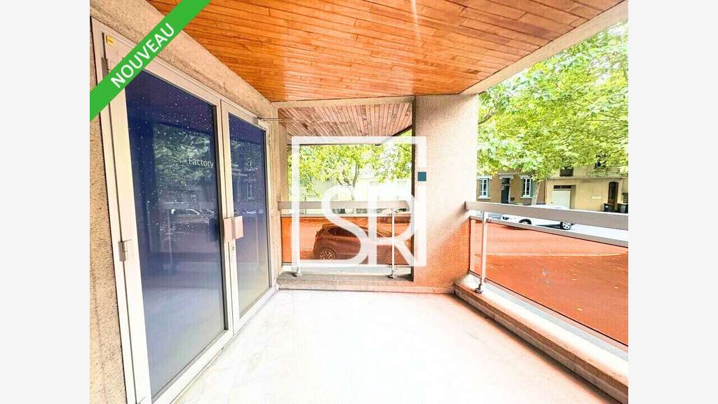 Bureaux 115m² à louer à Clermont Ferrand Salins