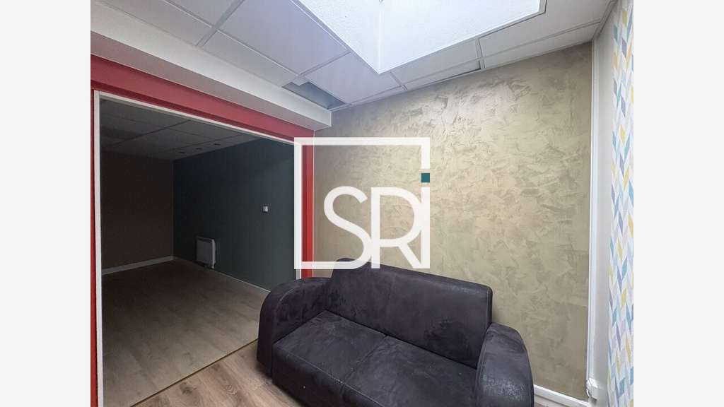 Bureau 32m² R+1 à louer à Clermont Ferrand