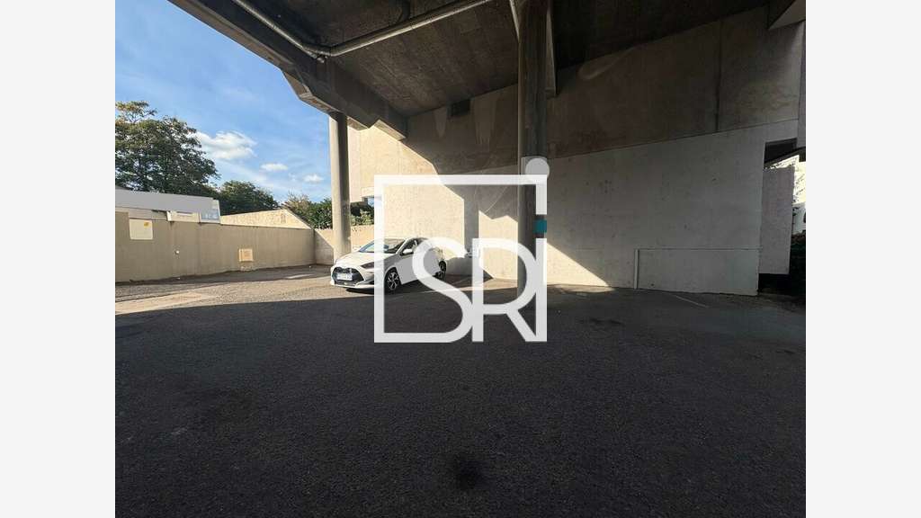 Bureau 32m² R+1 à louer à Clermont Ferrand