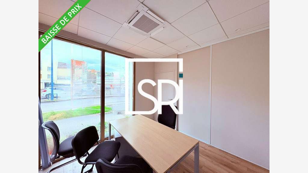 Bureaux 95m² à louer à Clermont Ferrand Les Salins