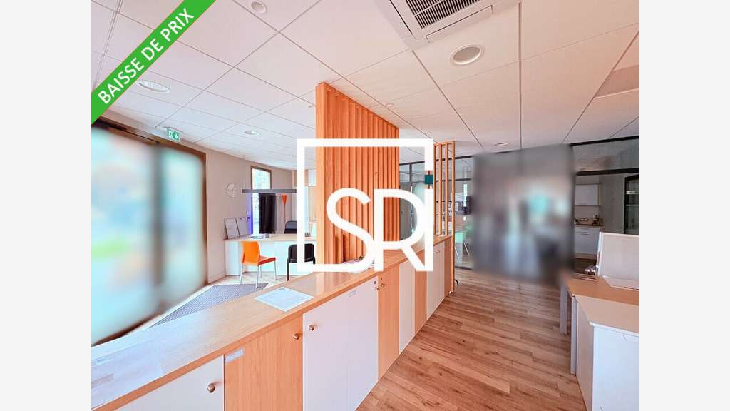 Bureaux 95m² à louer à Clermont Ferrand Les Salins