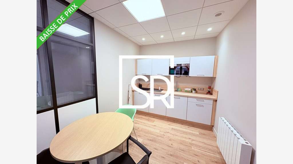 Bureaux 95m² à louer à Clermont Ferrand Les Salins