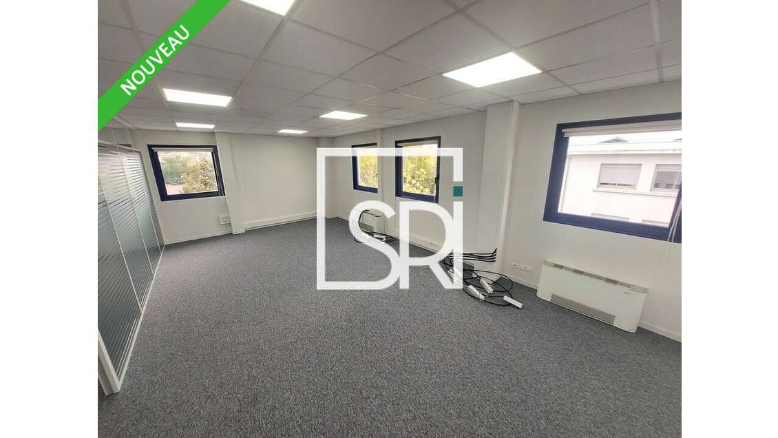 A louer bureaux 120m² Clermont-Ferrand ZAC Brezet