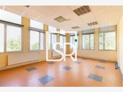 Location bureaux 194m² ERP à Clermont-Ferrand