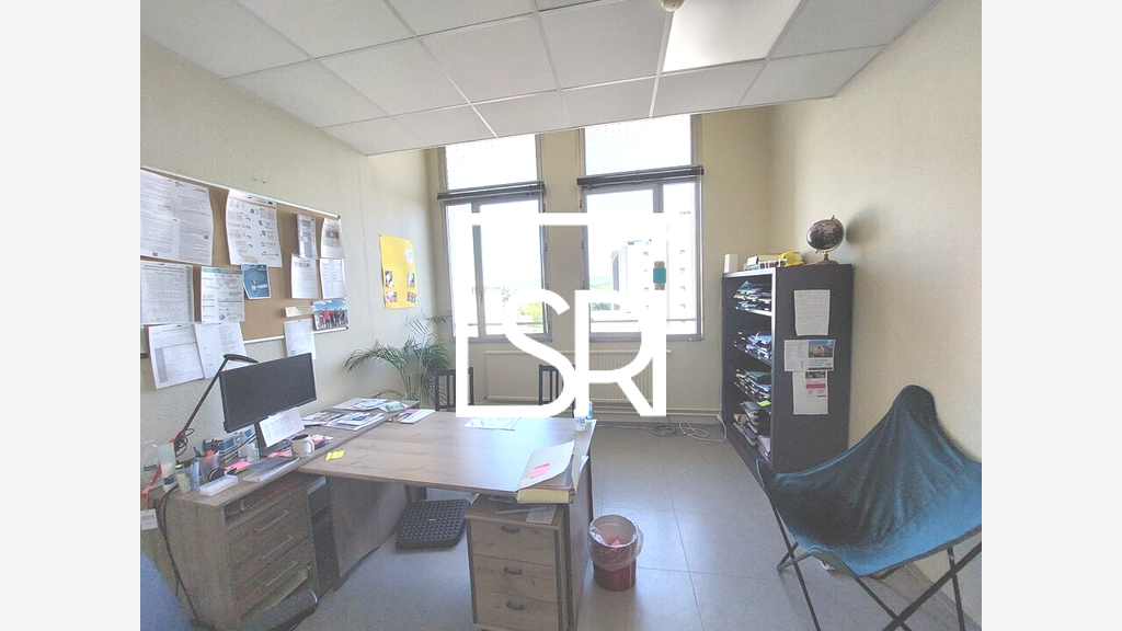 Location bureaux 194m² ERP à Clermont-Ferrand