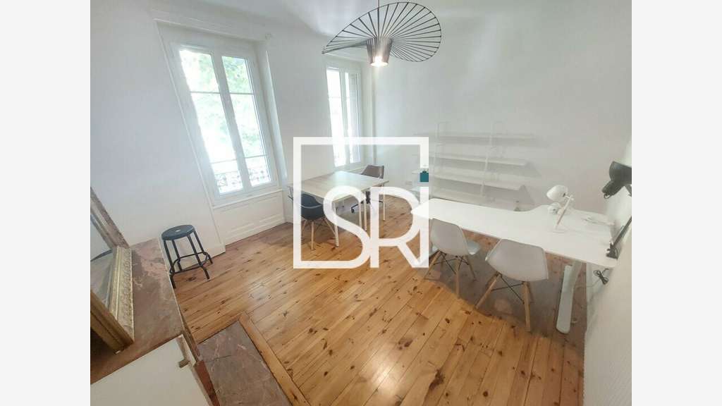 Bureaux 35m² R+1 à louer à Clermont Ferrand