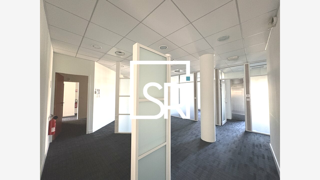 Bureaux 296m² à louer à Clermont Ferrand