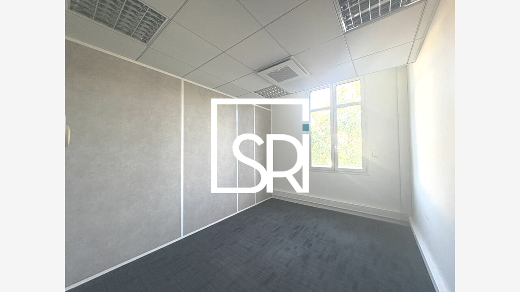 Bureaux 296m² à louer à Clermont Ferrand