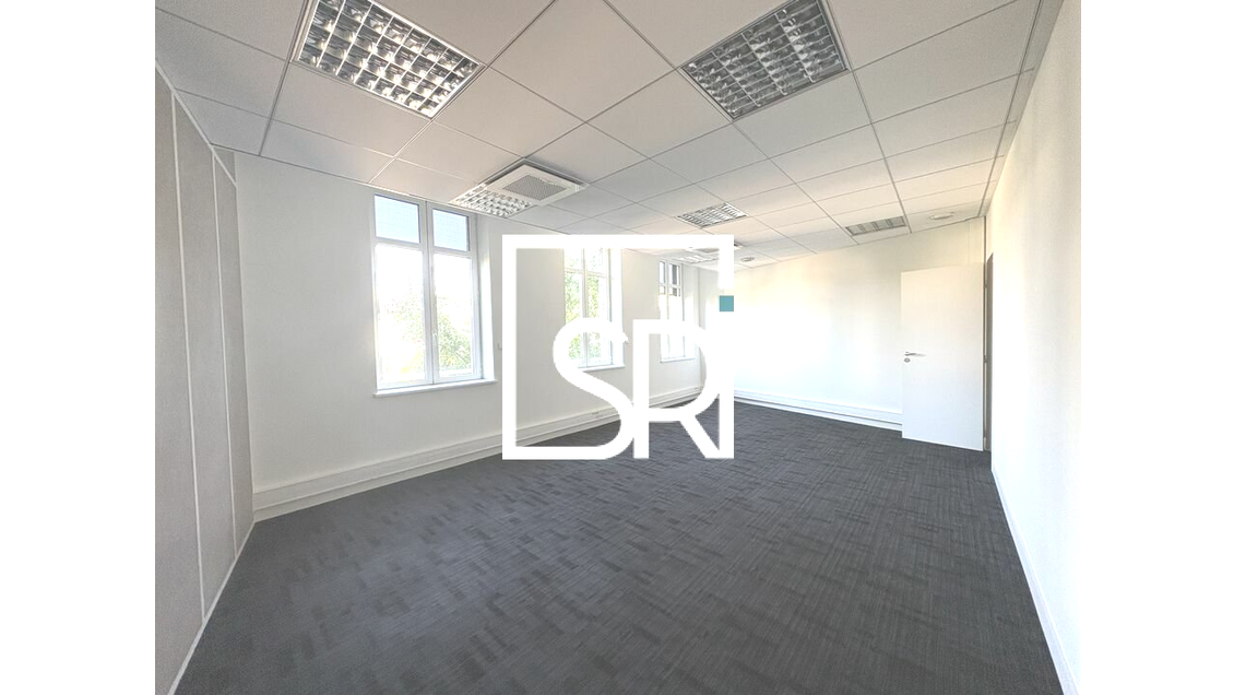 Bureaux 296m² à louer à Clermont Ferrand 