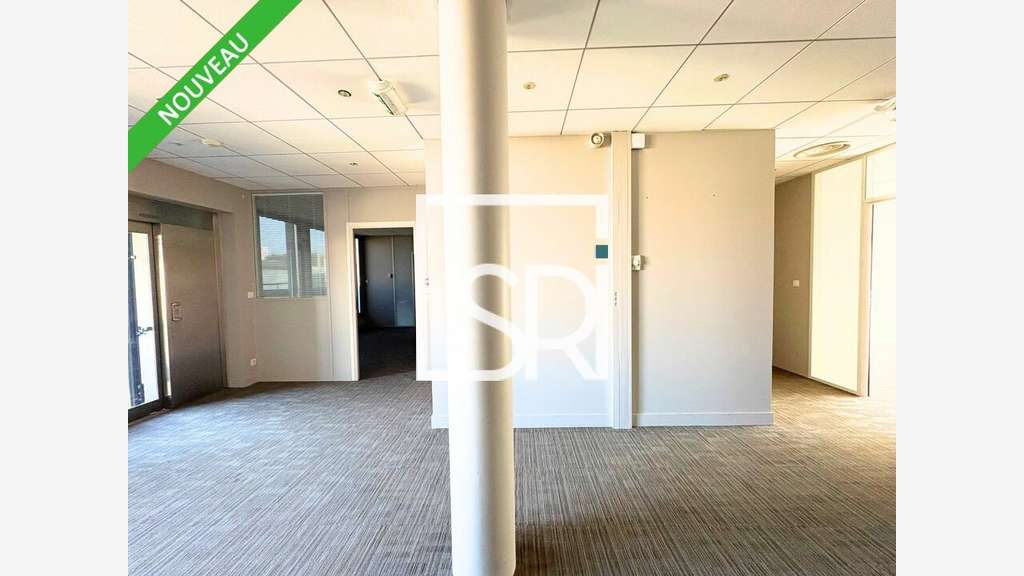 Bureaux 268m² R+4 à louer à Clermont Ferrand