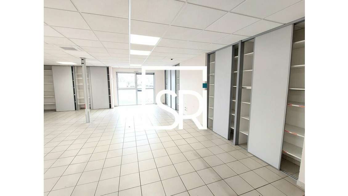 Bureaux 484m² à louer Clermont Ferrand La Pardieu